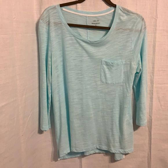 Banana Republic 3/4 sleeve large tee. Scoop neck Malibu tea LIGHT SPRING… - Picture 1 of 6